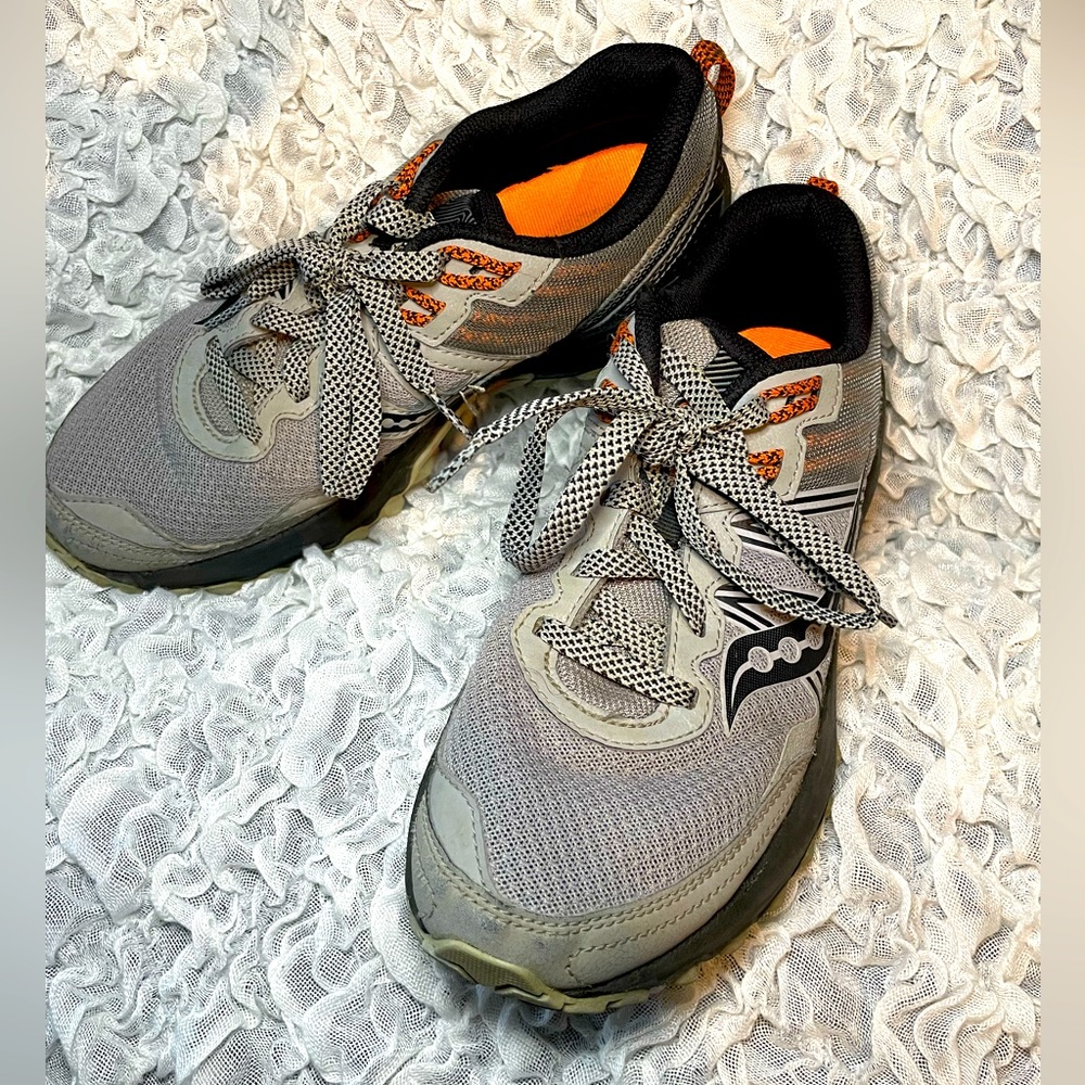🆑🎉LAST CHANCE!!🎉 Mens Saucony Sneakers